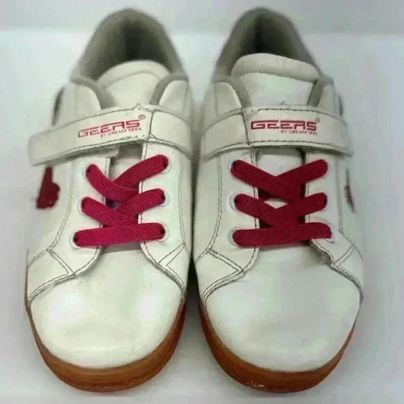 GEERS SNEAKER WITH HEART APPLICATIONS AND VELCRO CLOSURE WHITE/HEARTS SIZE 2 - Picture 2 of 6